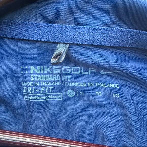 Nike Men's Polo Golf Shirt in Navy and Blue - Picture 3 of 5